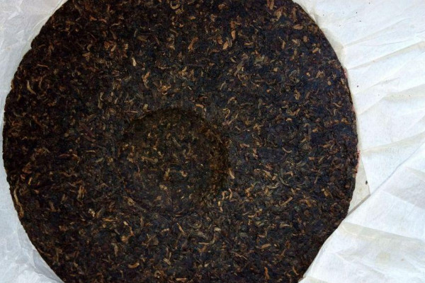 七子餅茶是普洱茶嗎,七子餅茶是什麼茶