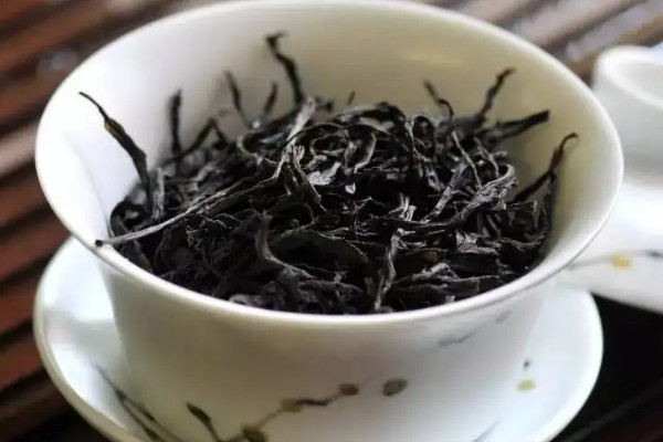 鳳凰單叢是屬於哪一種茶類 鳳凰單叢茶是什麼茶葉