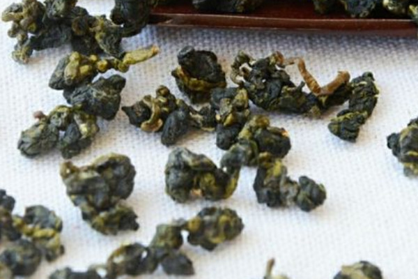 高山茶是紅茶還是綠茶，高山茶是什麼茶