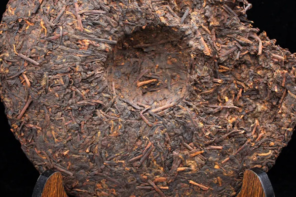 七子餅茶是普洱茶嗎,七子餅茶是什麼茶