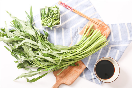 空心菜長蟲怎麼辦,生蟲的空心菜怎麼處理?